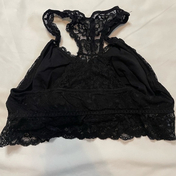 Motherhood maternity size medium black lace bralette - Picture 3 of 5